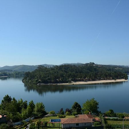 Figurino do Douro Melres Exterior foto